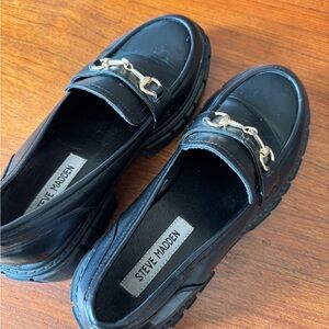 Steve Madden Black Leather Loafers with Gold Chain Accent